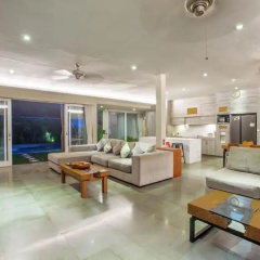 Luxury 3BR Kahuripan Villa - Bild 1