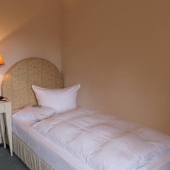 Schlosshotel Cecilienhof - Bild 2