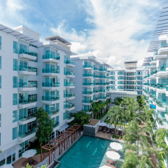 Fishermen's Harbour Urban Resort