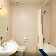 Feel Hostels Soho Malaga - Bild 8