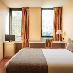 Petit Palace Aston Hotel - Bild 10