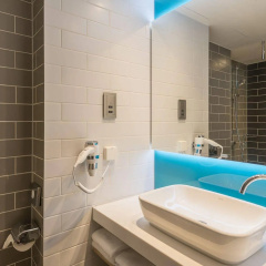 Premier Inn Freiburg City Süd Hotel - Bild 9