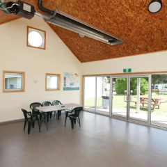 Surfside Holiday Park thumbnail 24