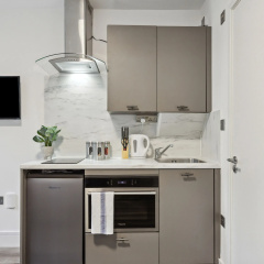 STH Sutherland Avenue Apartment thumbnail 29