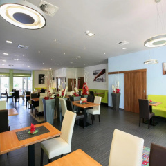 Nad Královnou Hotel & Restaurant - Bild 24