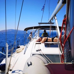 Property With in Athens With Wonderful sea View 100 m Fr - Bild 2