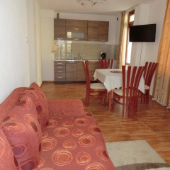 Guest House Petrovi thumbnail 14