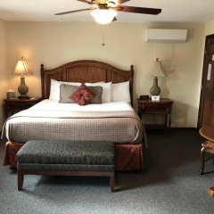 Woodfield Manor, A Sundance Vacations Property thumbnail 3