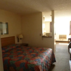 Sunshine Motel II thumbnail 5