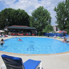 Aymes Hotel - Bild 9