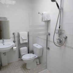 Marple Cottage Guest House thumbnail 7
