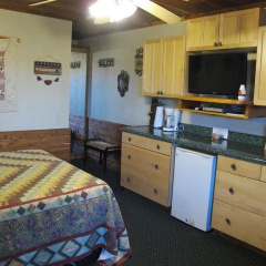 Bear Inn Retreat thumbnail 11