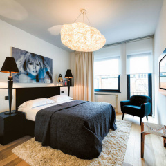 Charles Home - Bild 2
