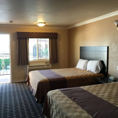 Hacienda Inn thumbnail 14