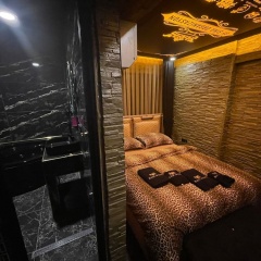 Black House - Bild 8