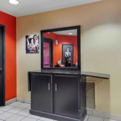 Extended Stay America Suites Savannah Midtown