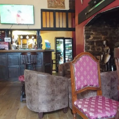The Red Lion Hotel thumbnail 23
