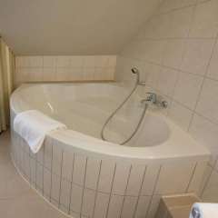 TOP EMBRACE Hotel Vinum Trier - Bild 9