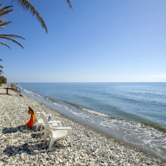 Sunset Beachfront Villa Meneou thumbnail 18