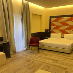 Jr Hotels Bocconi Milano - Bild 4