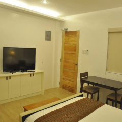 The Carmelence Lodge thumbnail 4
