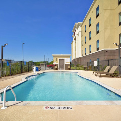 Hampton Inn Kenedy thumbnail 14