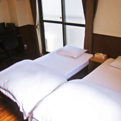 Hotel Guest House Sanjyotakakura Hibiki thumbnail 5