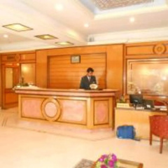 The Bigboss Palace thumbnail 26