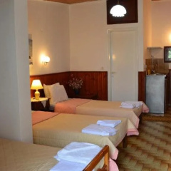 Houlis Apartments thumbnail 2