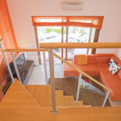 Marina Loft thumbnail 10