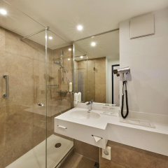 H+ Hotel Köln Brühl - Bild 10