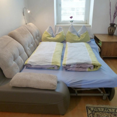 Charming, central, spacious apartment - Bild 4