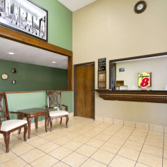 Red Roof Inn Huntsville, AL thumbnail 1