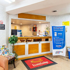 Econo Lodge thumbnail 2