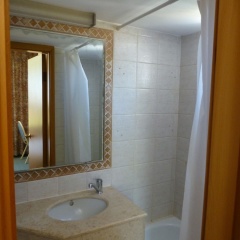 Marom Residence Romema thumbnail 9
