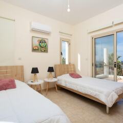 Отель Villa Seashore One Large Private Pool Walk to Beach Sea Views A C Wifi - 3150 Кипр, Аргака - отзывы, цены и фото номеров - забронировать отель Villa Seashore One Large Private Pool Walk to Beach Sea Views A C Wifi - 3150 онлайн фото 41