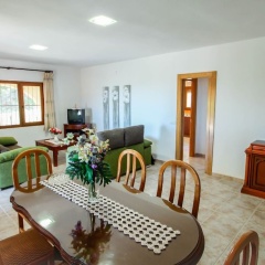 Mariros - pretty holiday property with garden and private pool in Moraira thumbnail 4