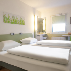 B&B HOTEL Rostock-Broderstorf - Bild 6