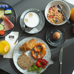Holiday Inn - the niu, Brass Munich Olympiapark by IHG - Bild 12