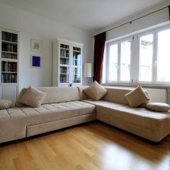 Luxury city apartment - view of river and castle - Bild 1