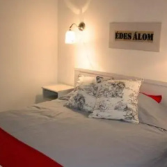 Szofia Apartment thumbnail 10