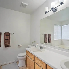 Spacious Cottonwood Heights Home: Ski Nearby!