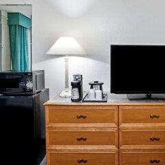 La Quinta Inn by Wyndham Stockton in Stockton, United States of America from 108$, photos, reviews - zenhotels.com photo 12