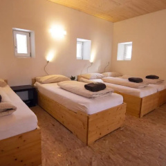 Sust lodge thumbnail 3