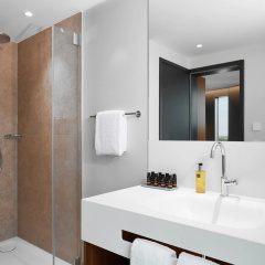 Leonardo Royal Hotel Munich Bavaria Towers - Bild 16