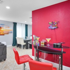 Unique Escape GameRoom! Bar, BBQ, Spacious, and Near Beach - Bild 16
