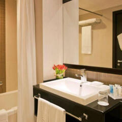 Towers Rotana in Dubai, United Arab Emirates from 170$, photos, reviews - zenhotels.com bathroom photo 2