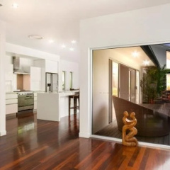 The Boat House - Luxury Holiday House thumbnail 3