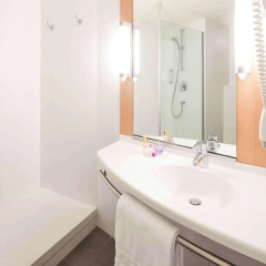 ibis Barcelona Pza Glories 22 Hotel - Bild 10
