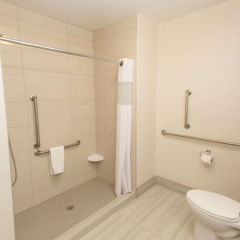 Hampton Inn by Hilton Lloydminster thumbnail 7
